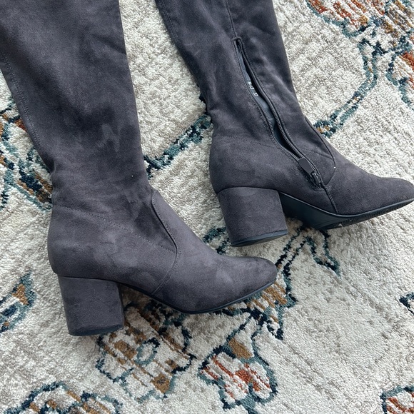 Italian Shoeshine Over-the-Knee Boots | EU 37 | Vegan Suede | Paid โฌ230, USA 7 - Picture 4 of 8